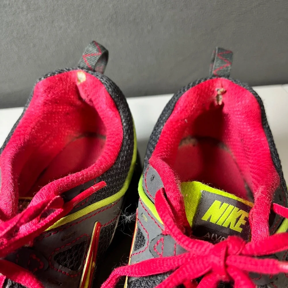 Nike Alvord 9 Trail Running Shoes Mens 8 Grey Volt Pink 443517-036 Sneaker